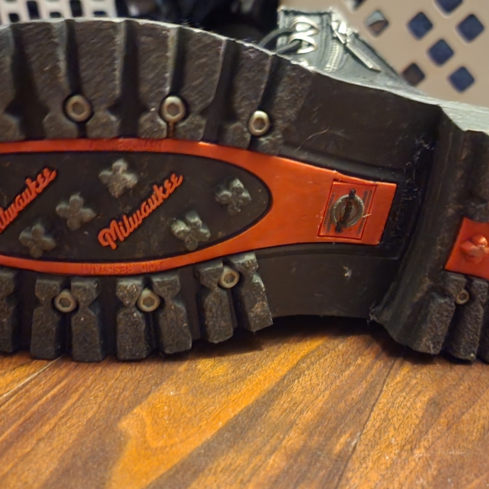 Milwaukee Motorcycle boot - Picture 8 of 8